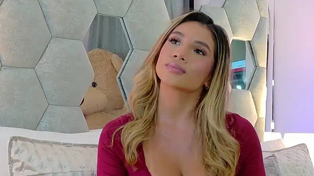 NicoleArmani online show from February 14, 2026, 1:13 am