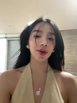 Min junn online show from October 6, 2025, 2:42 am