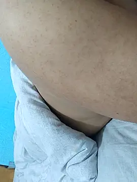  KaiXin  online show from January 6, 2026, 10:45 pm