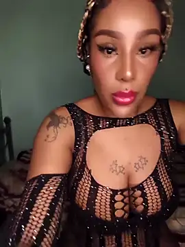 Queen Amara online show from September 29, 2025, 3:00 am