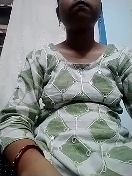 Komal-Rajput online show from September 18, 2025, 1:13 pm