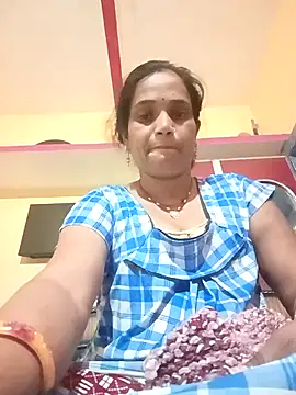 Hot-kal93 online show from October 17, 2025, 8:55 pm