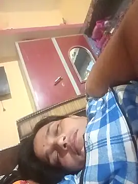 Hot-kal93 online show from November 7, 2025, 10:10 pm