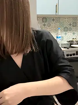 Risky-Flower online show from November 5, 2025, 6:52 pm