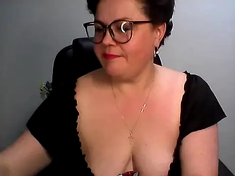 EllaLove2277 online show from February 24, 2026, 6:50 pm