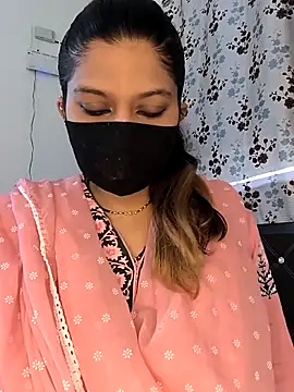 SpicykhalifaX online show from May 7, 2026, 6:52 am