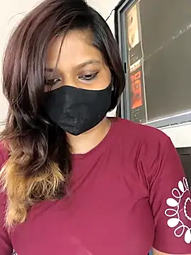 SpicykhalifaX online show from May 12, 2026, 7:16 am