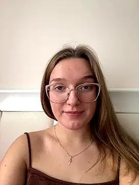 Bellatrisssaa online show from November 23, 2025, 10:26 am