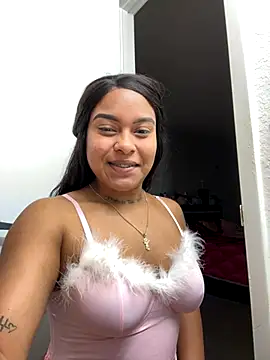 Snapshot of lanegra1102 chatting on November 1, 2025, 1:18 am lanegra1102 online show from November 1, 2025, 1:18 am