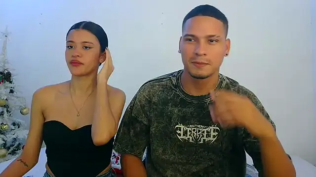 Sexy777Couple online show from January 6, 2026, 2:15 am