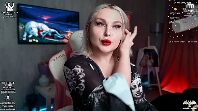 Wounded Goddess  online show from November 25, 2025, 3:12 pm