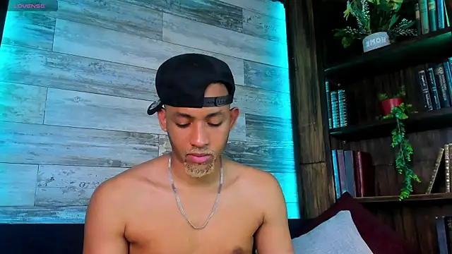 B Wild online show from June 9, 2026, 3:29 am