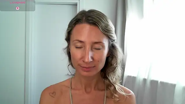 Paevoa online show from November 28, 2025, 9:01 am