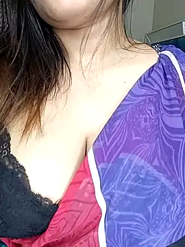 Snapshot of your---couple chatting on September 21, 2025, 9:38 pm your---couple online show from September 21, 2025, 9:38 pm