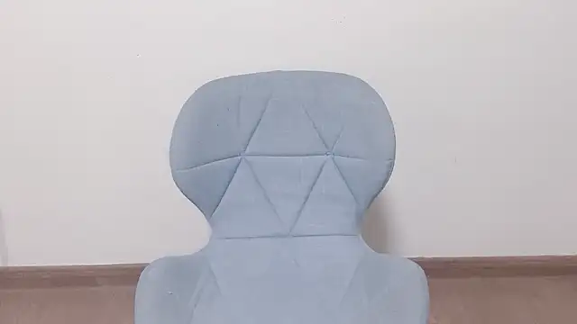 Queen ww online show from December 18, 2025, 6:03 pm