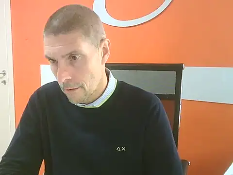 max79ve31 online show from October 22, 2025, 11:32 am