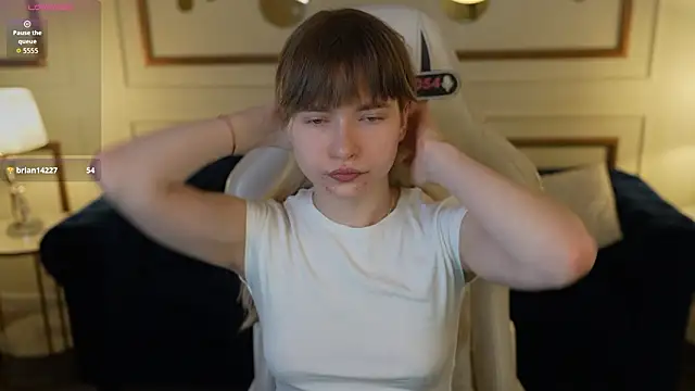 Ava kiss054 online show from February 7, 2026, 3:38 pm