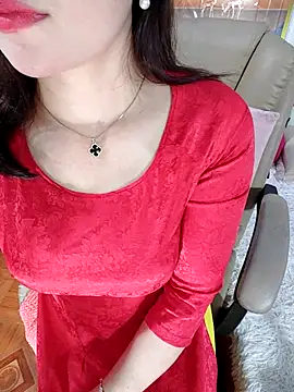 LadyMaiMai online show from February 17, 2026, 4:09 am