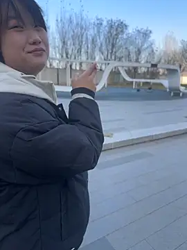 Fengbaby-555 online show from November 29, 2025, 5:21 am