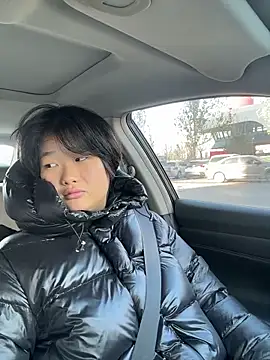 Snapshot of Fengbaby-555 chatting on December 17, 2025, 5:02 am Fengbaby-555 online show from December 17, 2025, 5:02 am