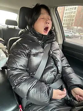 Snapshot of Fengbaby-555 chatting on February 6, 2026, 12:48 am Fengbaby-555 online show from February 6, 2026, 12:48 am