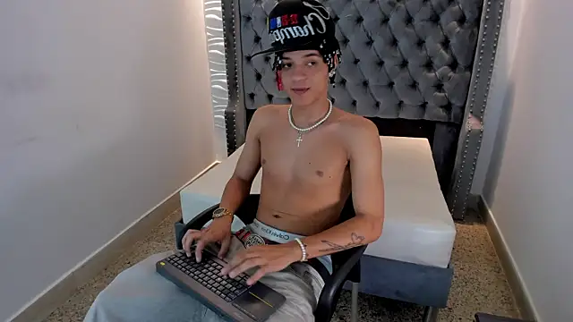 MARSHALL SPENCER online show from November 11, 2025, 1:11 pm