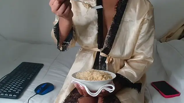 AshleyT255 online show from November 15, 2025, 11:32 pm