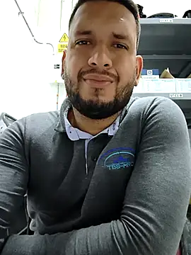 DavidSteel online show from November 18, 2025, 4:33 pm