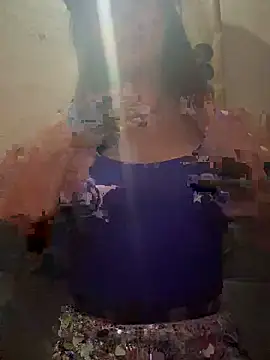 Snapshot of ladiosaLive chatting on October 21, 2025, 8:53 pm ladiosaLive online show from October 21, 2025, 8:53 pm