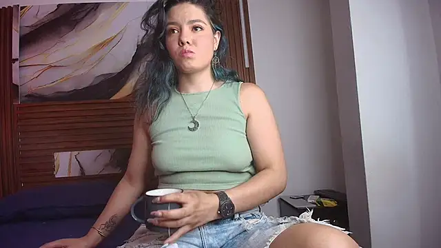 Evelin thompsson online show from October 4, 2025, 3:04 am