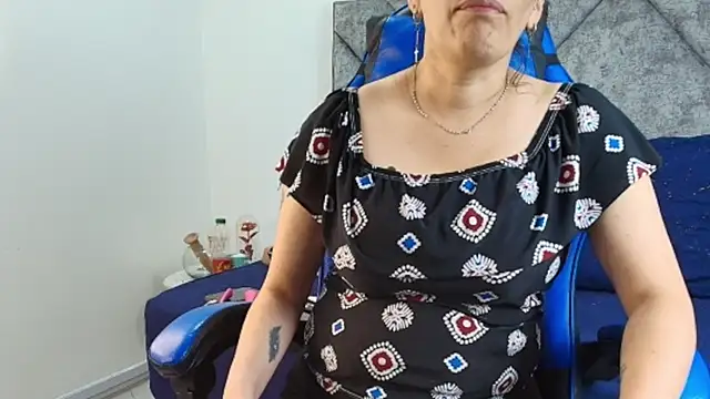 Shantey Laurent online show from March 8, 2026, 2:32 pm