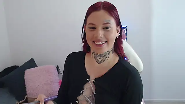 Maddy Vicius19 online show from September 27, 2025, 9:31 pm