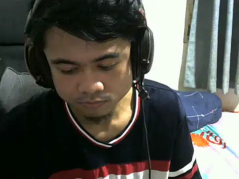 Kim0002 online show from September 8, 2025, 10:31 pm