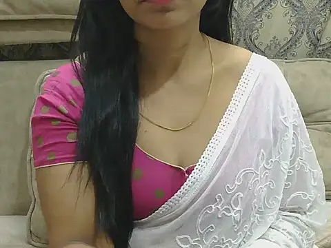 MISS SOMIYA online show from January 12, 2026, 6:46 pm