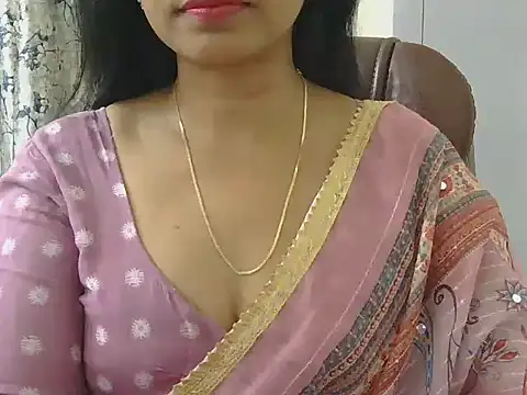 MISS SOMIYA online show from March 26, 2026, 6:46 pm