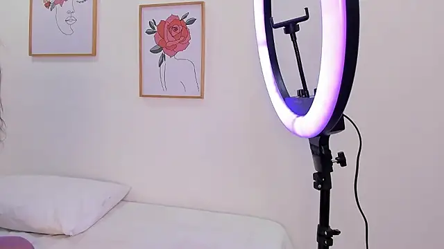 Antonella Barone online show from January 16, 2026, 1:59 pm