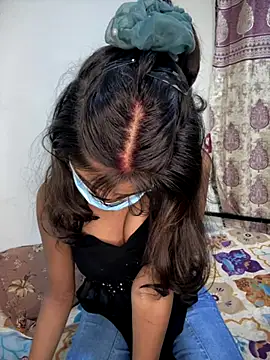 Drive girl online show from September 9, 2025, 3:22 pm