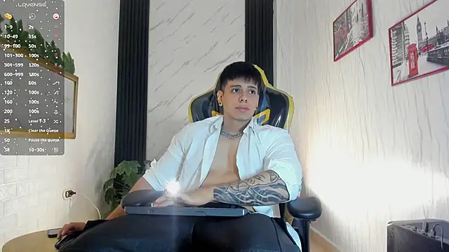 xKevyn online show from October 26, 2025, 12:33 pm