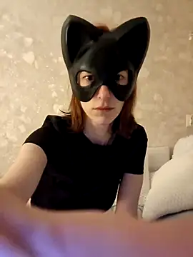 SecretIna online show from April 28, 2026, 8:25 pm