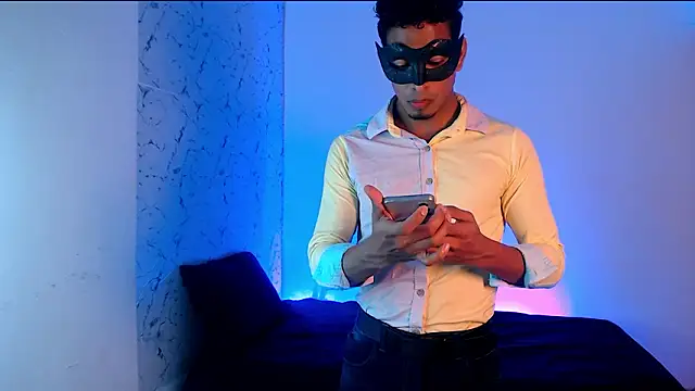 lorian vikel online show from February 1, 2026, 4:00 am