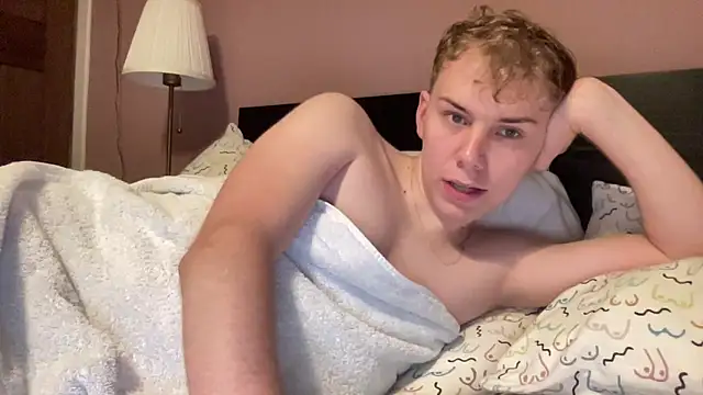 Snapshot of scottishtwink01 chatting on September 25, 2025, 8:23 pm scottishtwink01 online show from September 25, 2025, 8:23 pm