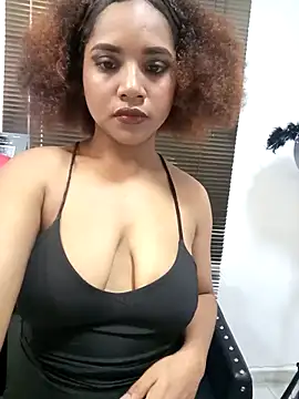 SofyTaylori online show from October 17, 2025, 2:52 pm