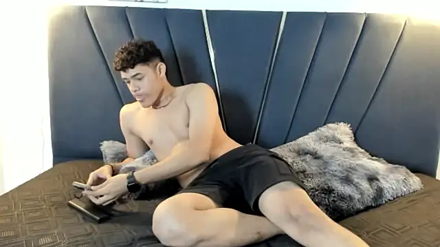 ryan cum23 online show from September 16, 2025, 1:17 am