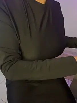 rhizanthella  online show from April 6, 2026, 8:10 pm