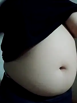 luzmelzinha online show from October 7, 2025, 1:14 am