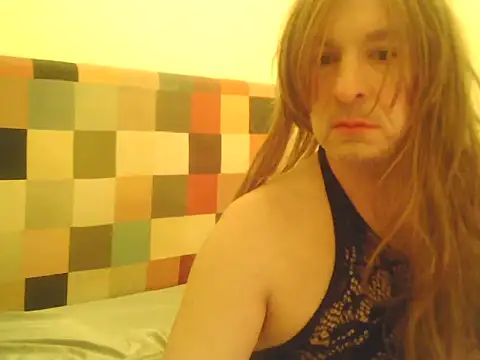 tuplaceroll online show from November 25, 2025, 2:55 am