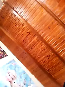 Snapshot of CharlizeGirs chatting on September 23, 2025, 8:34 pm CharlizeGirs online show from September 23, 2025, 8:34 pm