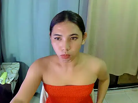 Chen Lavin online show from November 1, 2025, 5:37 pm