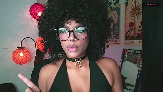 Raven luv online show from September 14, 2025, 9:25 pm