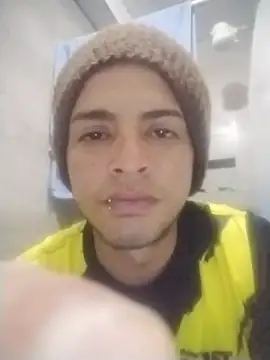 ThiagoFernandezChancay25 online show from October 26, 2025, 1:44 am